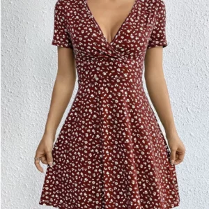V-neck gentle vacation slimming dress